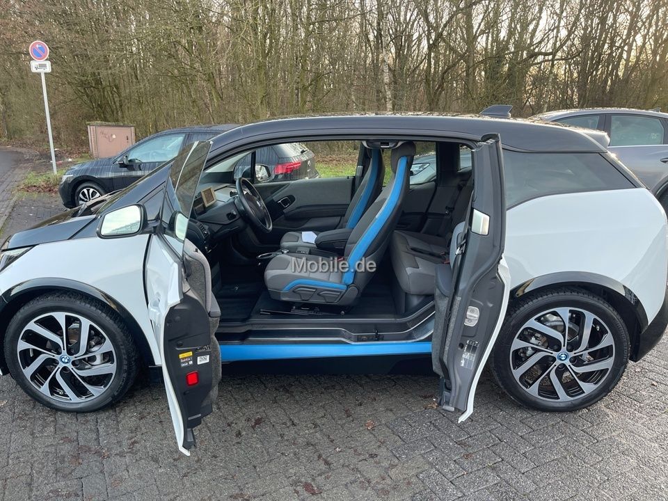 BMW i3 2022