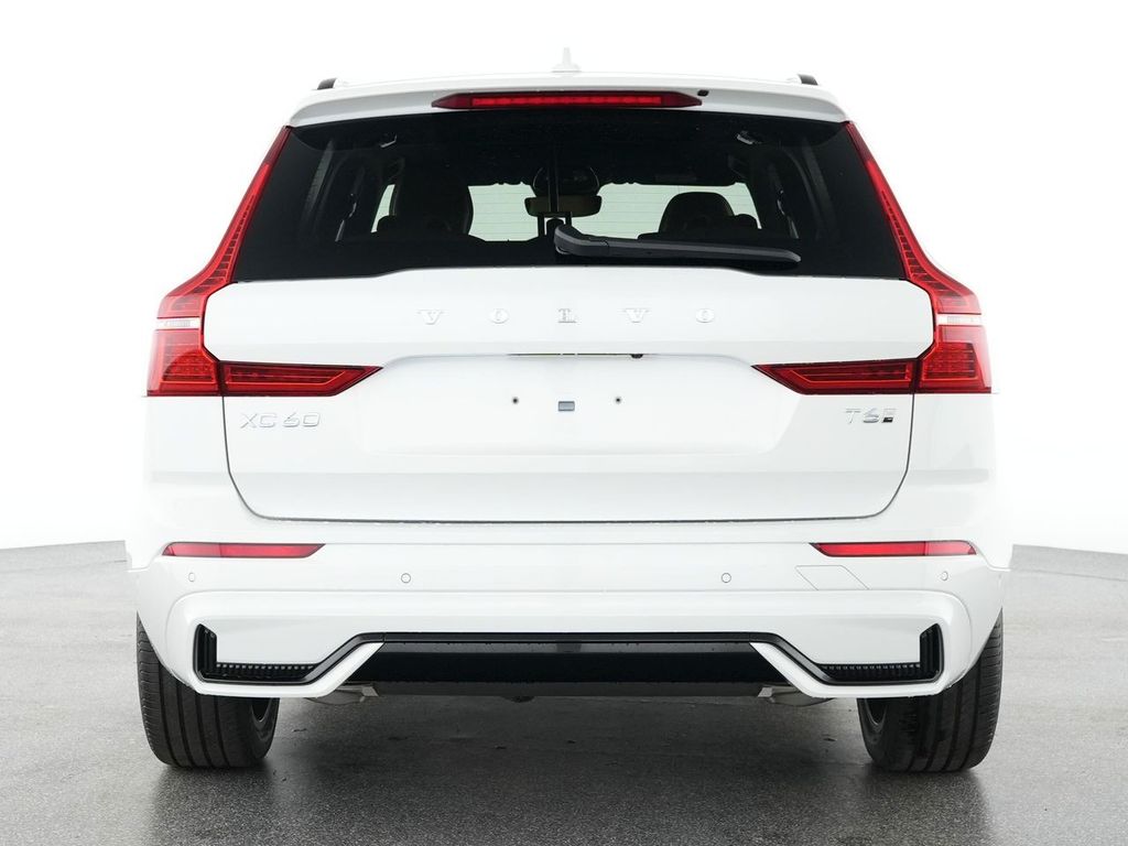 Volvo XC60 2025