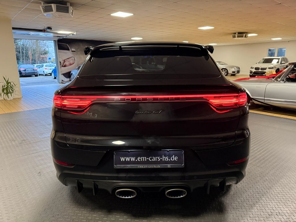 Porsche Cayenne 2022