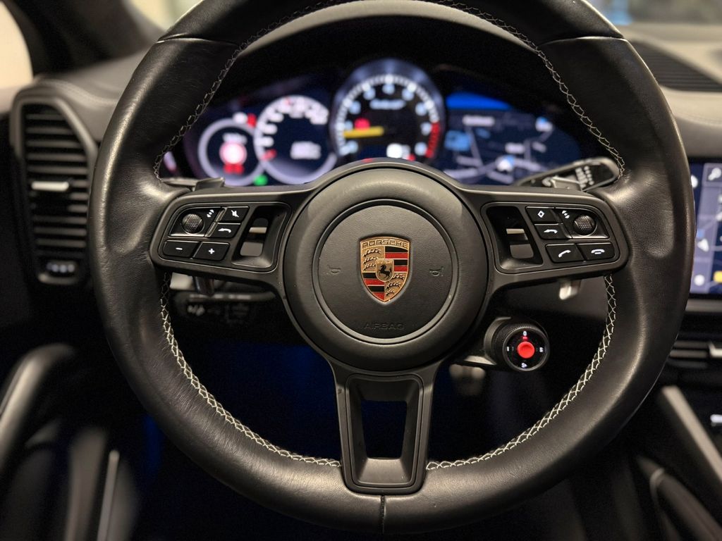 Porsche Cayenne 2022
