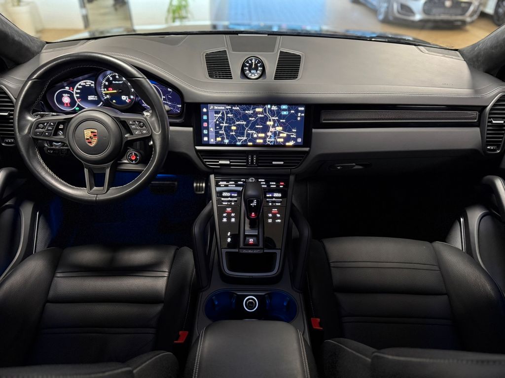 Porsche Cayenne 2022