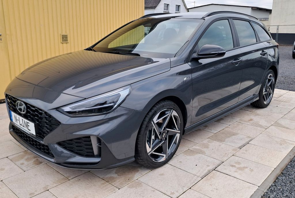 Hyundai i30 2025