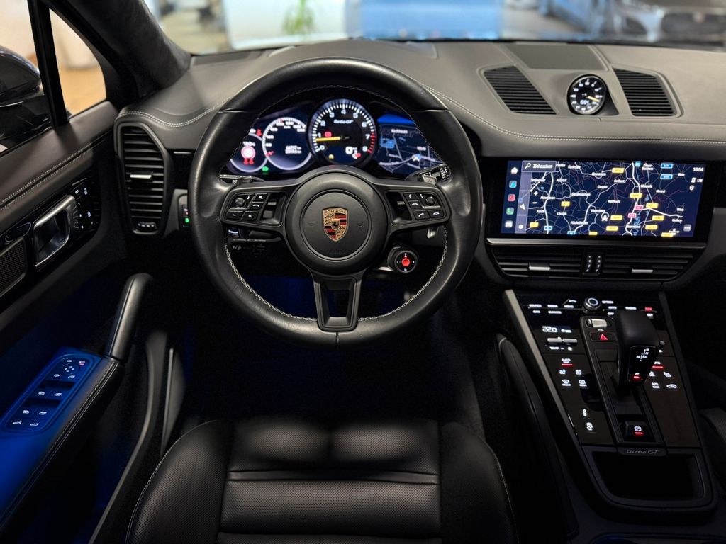 Porsche Cayenne 2022