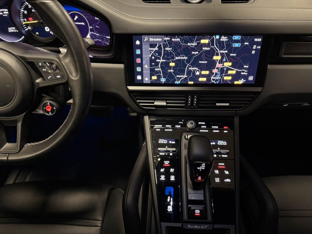 Porsche Cayenne 2022