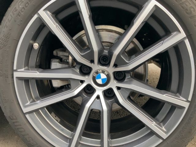 BMW 318 2021