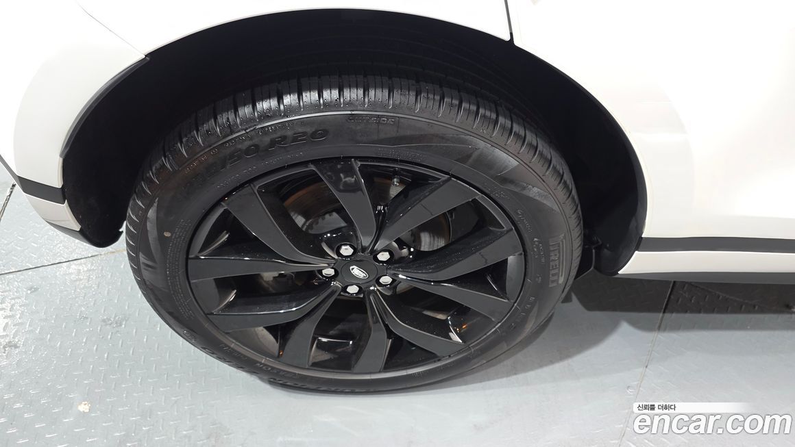 Land Rover Range Rover Evoque 2023