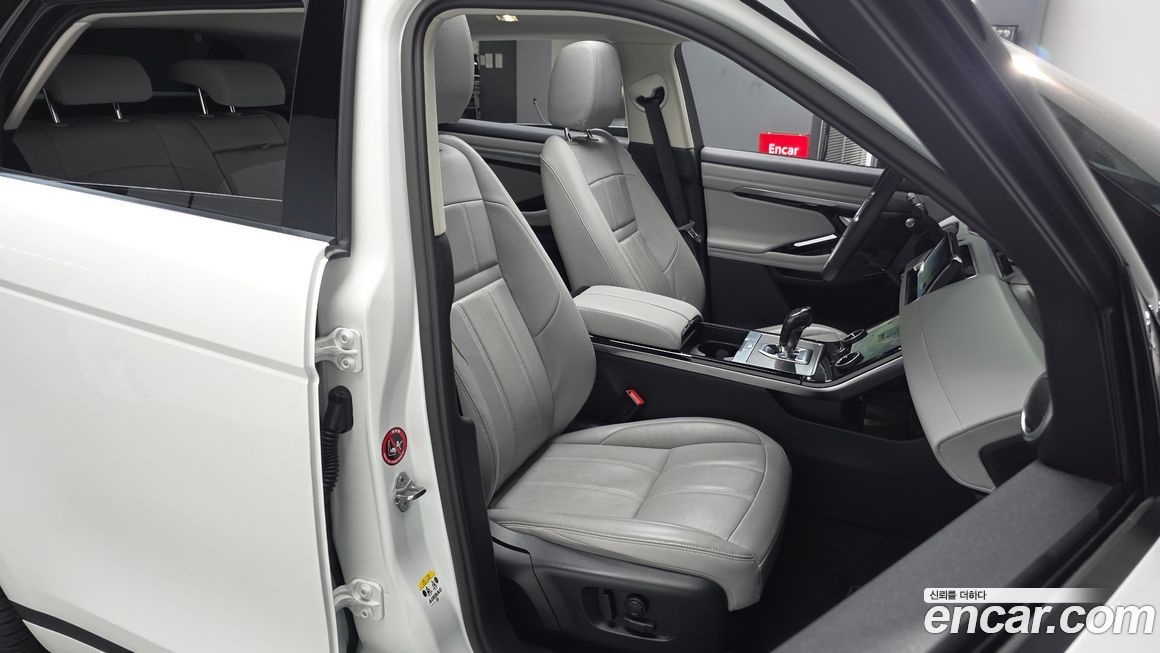 Land Rover Range Rover Evoque 2023