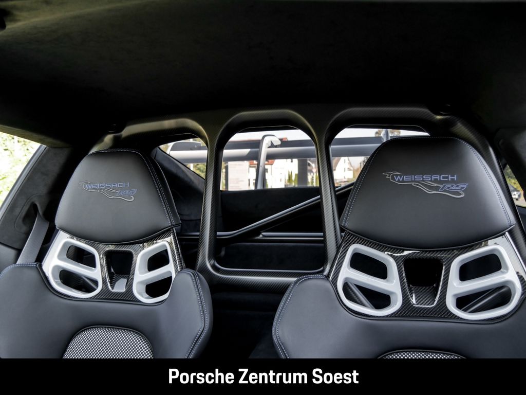 Porsche 992 2025