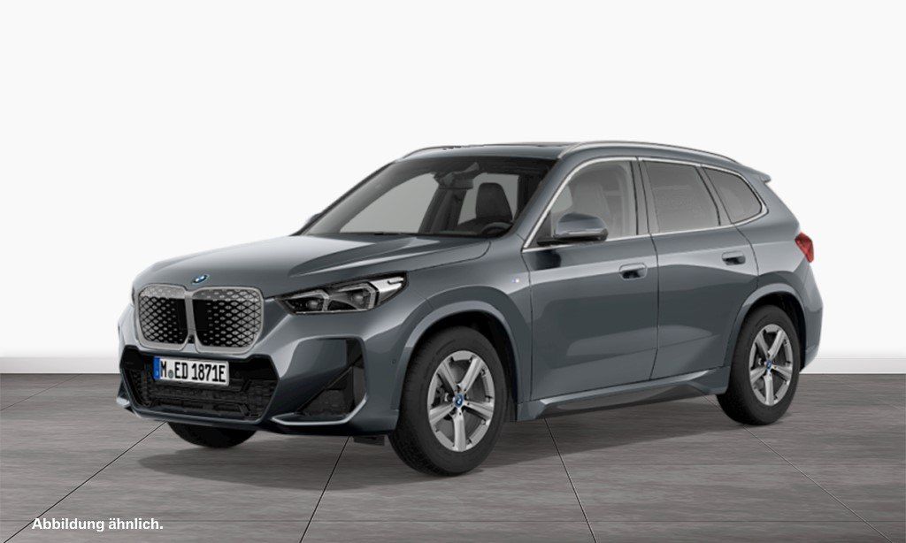 BMW iX1 2024