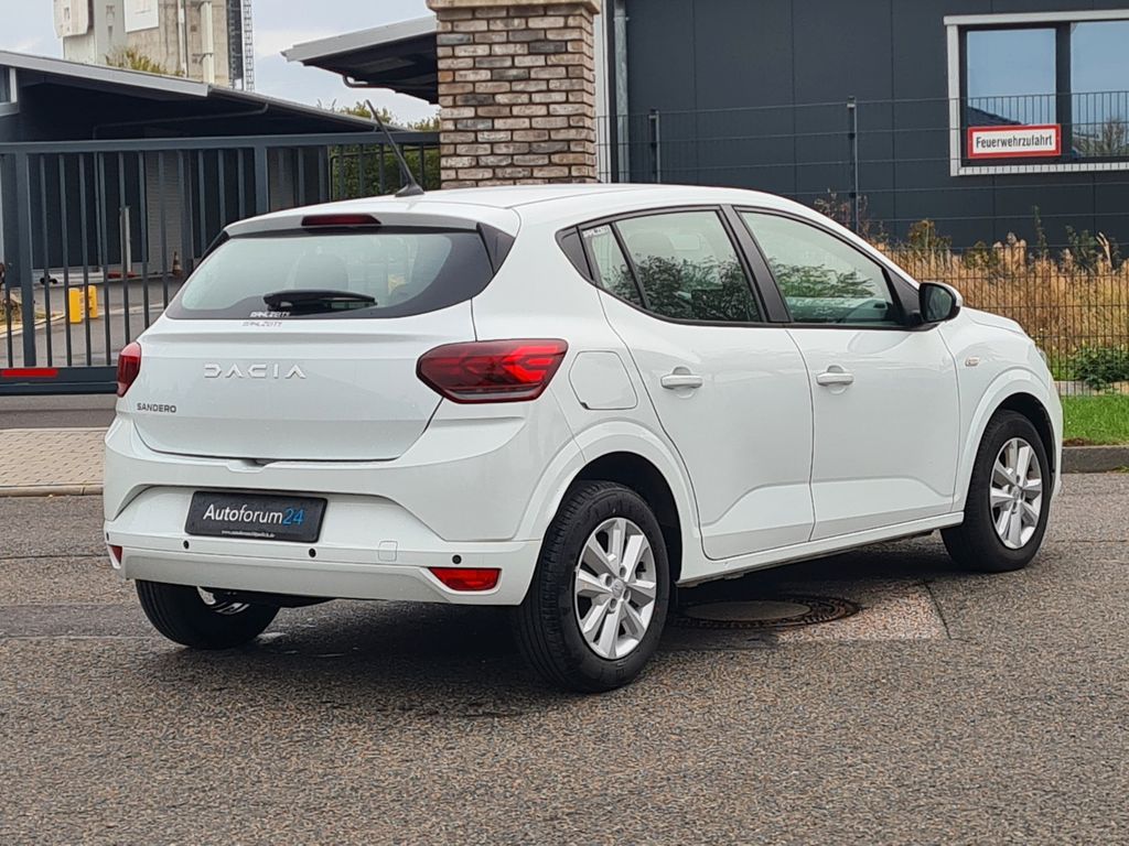 Dacia Sandero 2023
