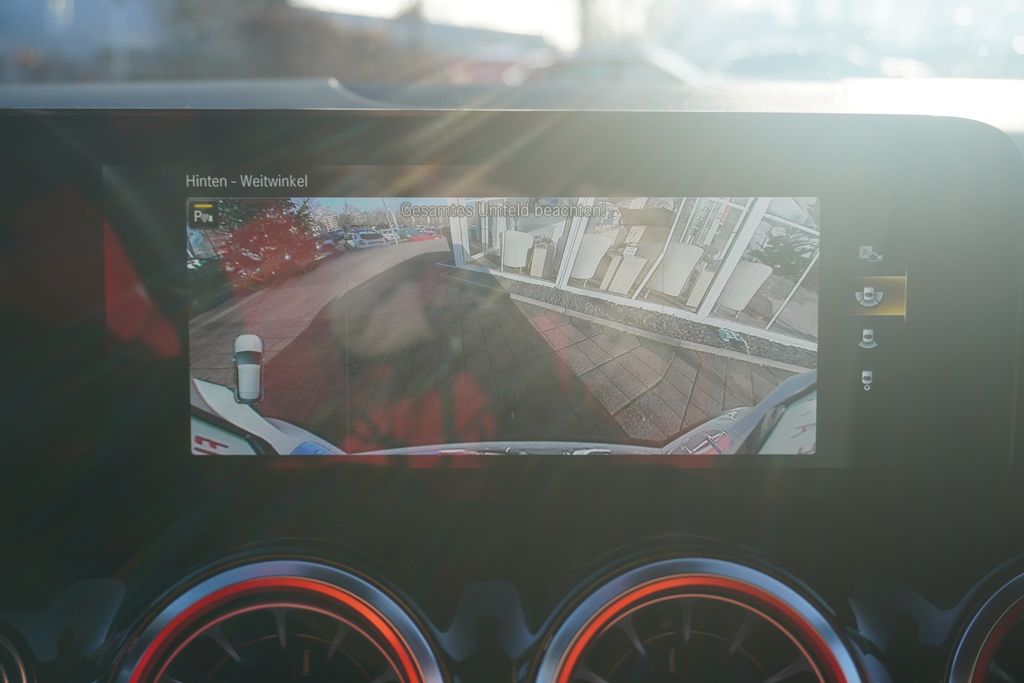 Mercedes-Benz GLA 180 2021