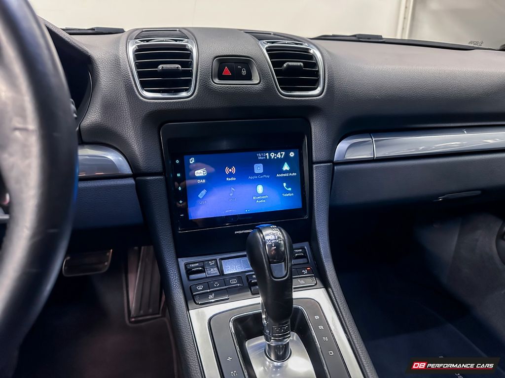 Porsche Cayman 2013