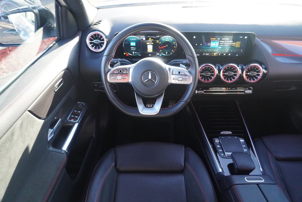 Mercedes-Benz GLA 180 2021