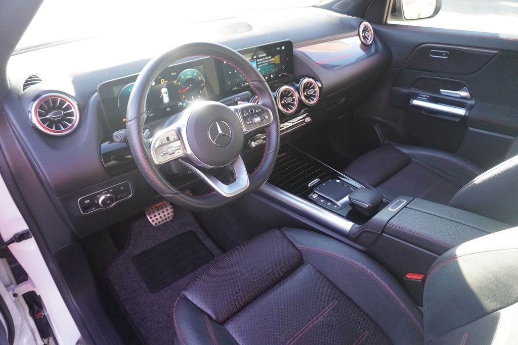 Mercedes-Benz GLA 180 2021