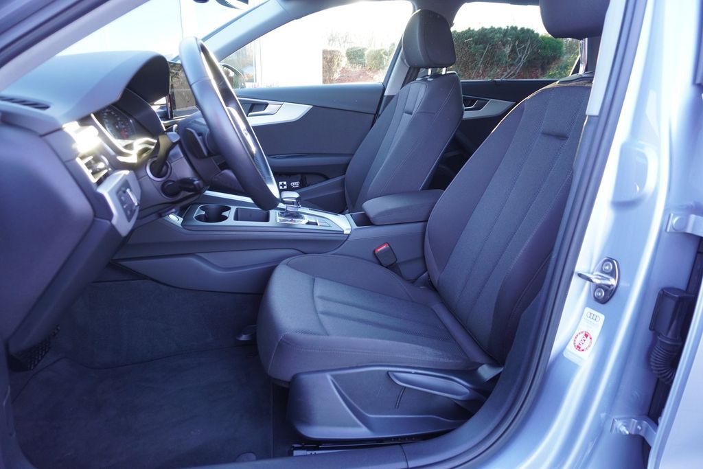 Audi A4 2021
