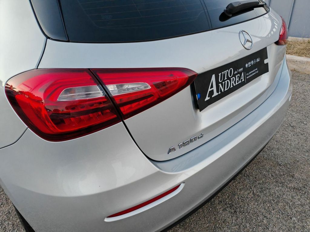 Mercedes-Benz A 180 2021