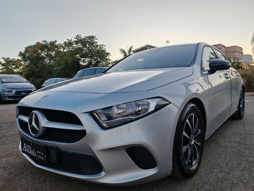 Mercedes-Benz A 180 2021
