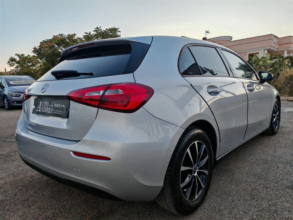 Mercedes-Benz A 180 2021