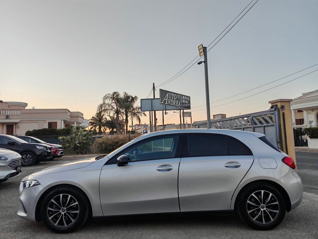 Mercedes-Benz A 180 2021