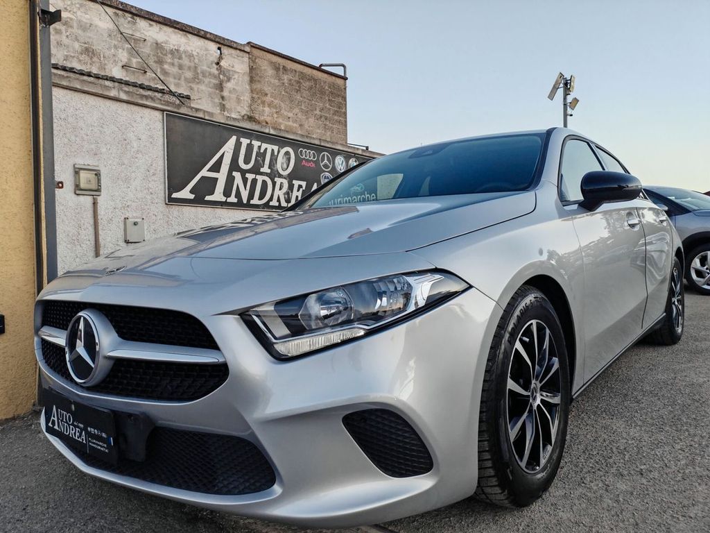 Mercedes-Benz A 180 2021