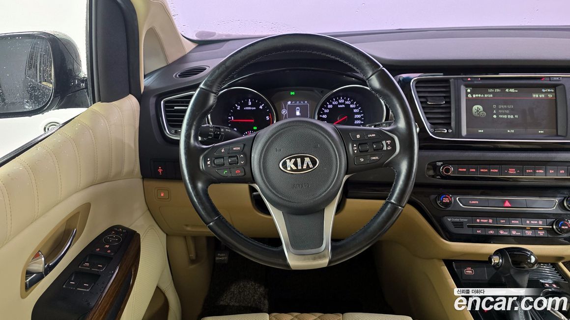 Kia Canival 2016