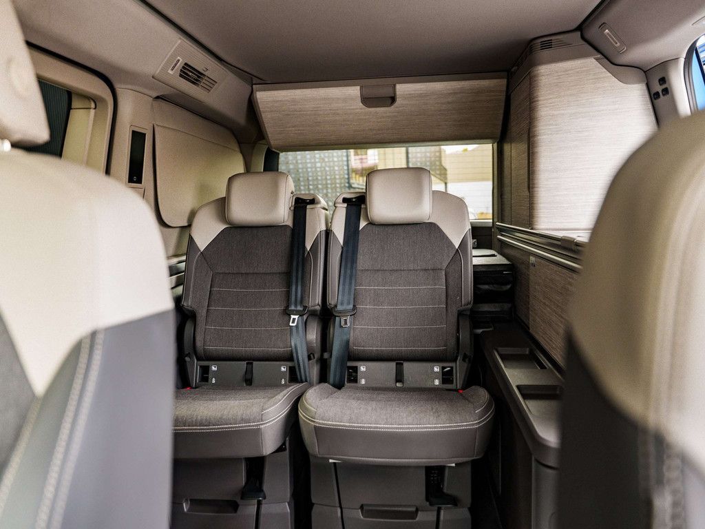 Volkswagen T7 California 2025