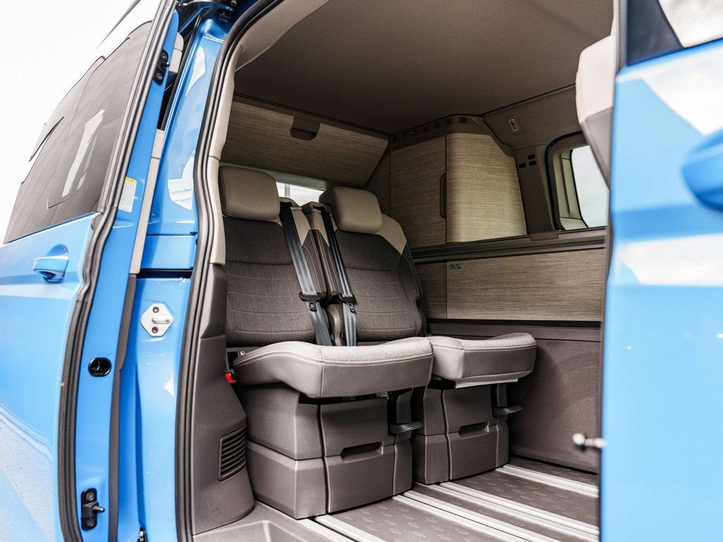 Volkswagen T7 California 2025