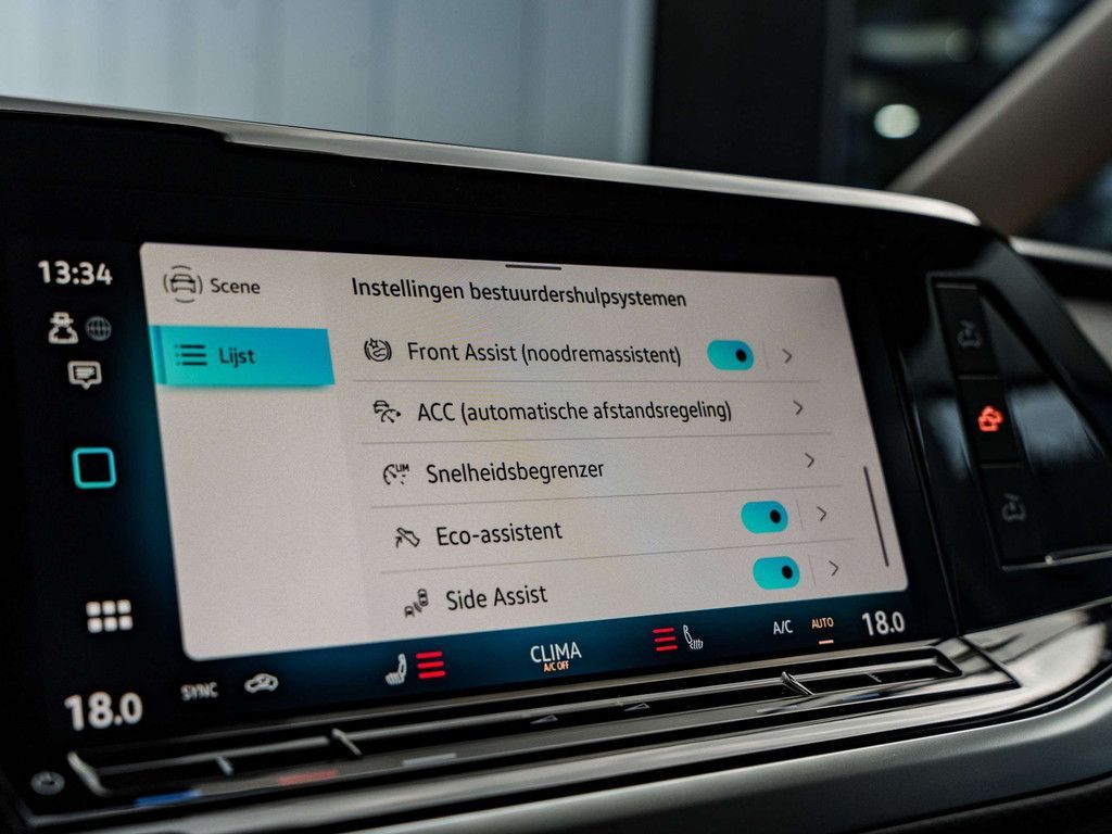 Volkswagen T7 California 2025