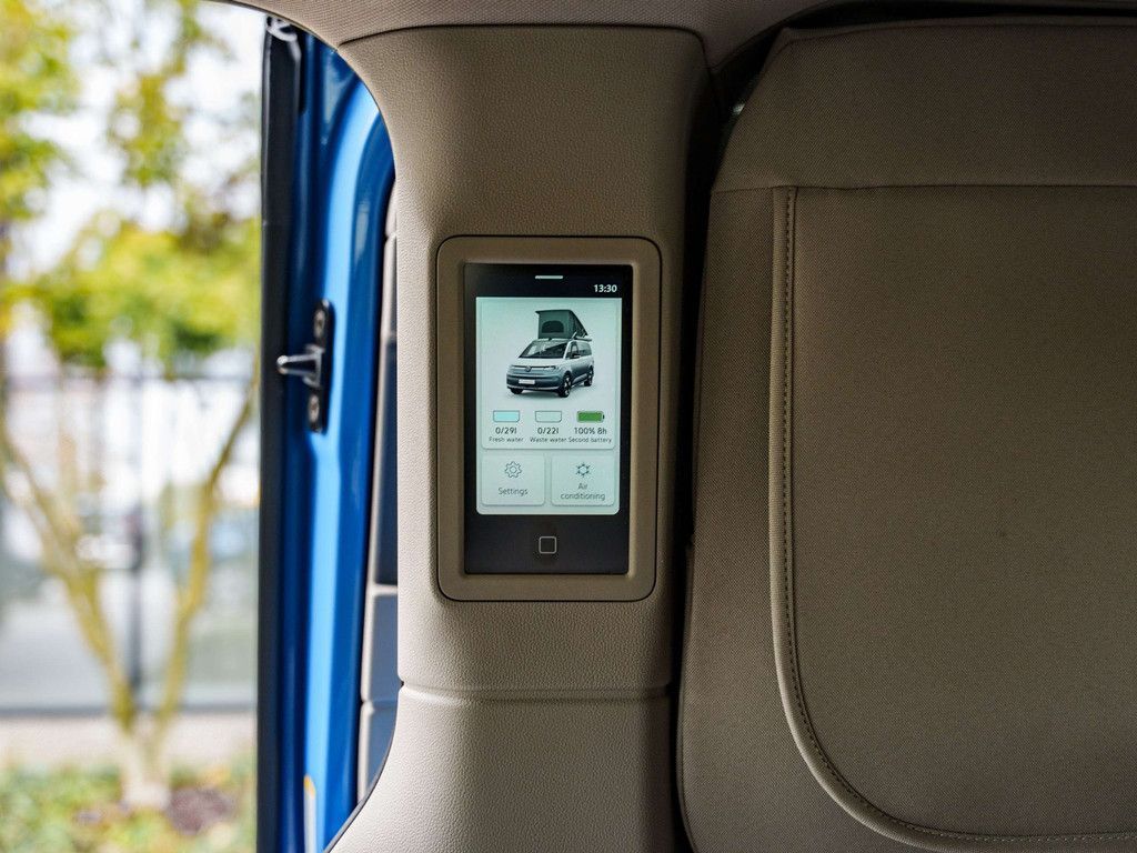 Volkswagen T7 California 2025