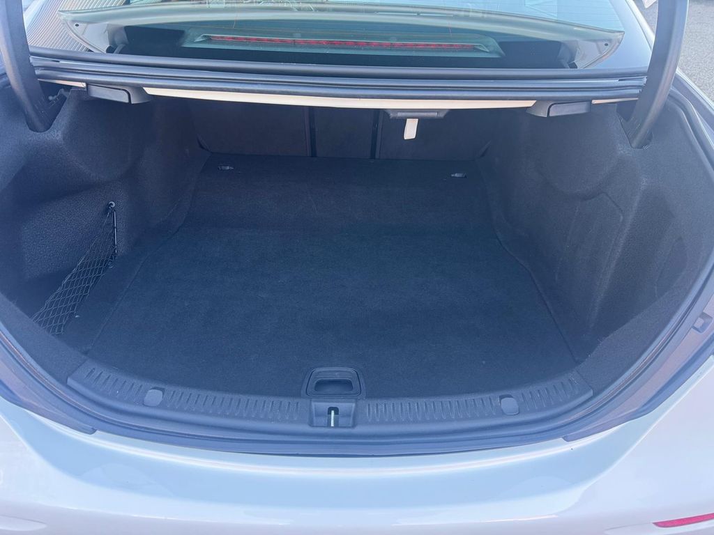 Mercedes-Benz E 220 2022