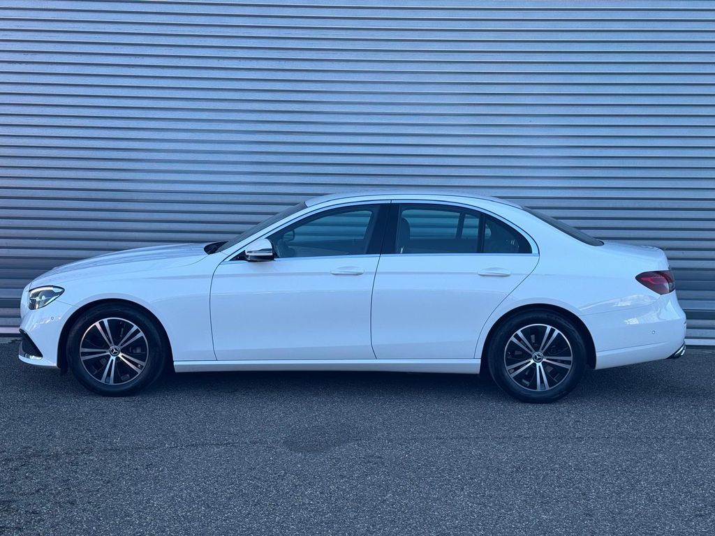 Mercedes-Benz E 220 2022