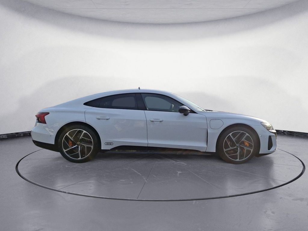 Audi RS e-tron GT 2022