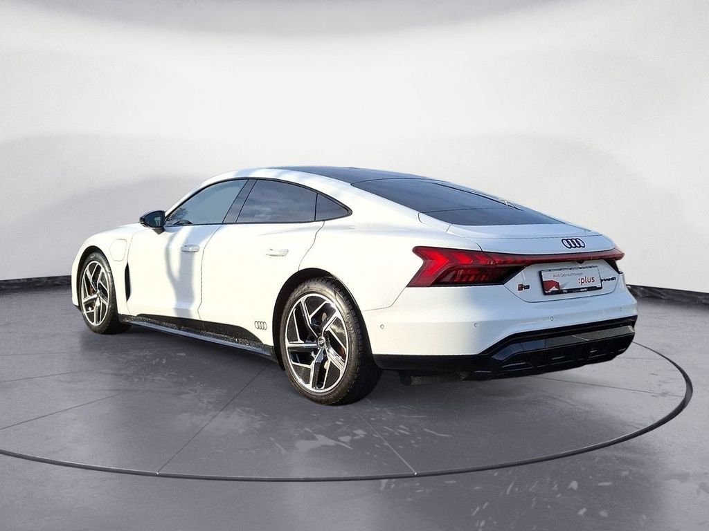 Audi RS e-tron GT 2022