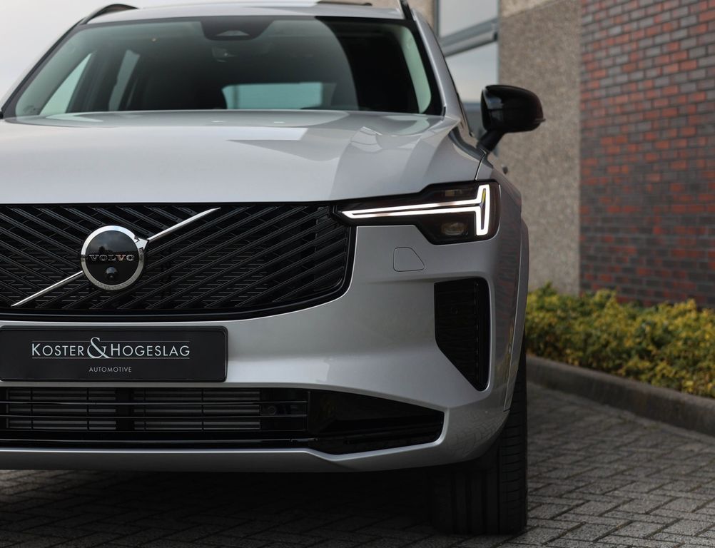 Volvo XC90 2025