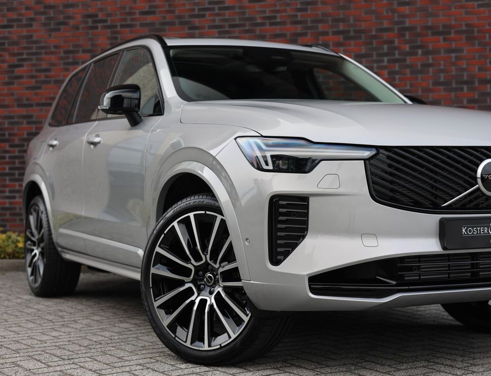 Volvo XC90 2025