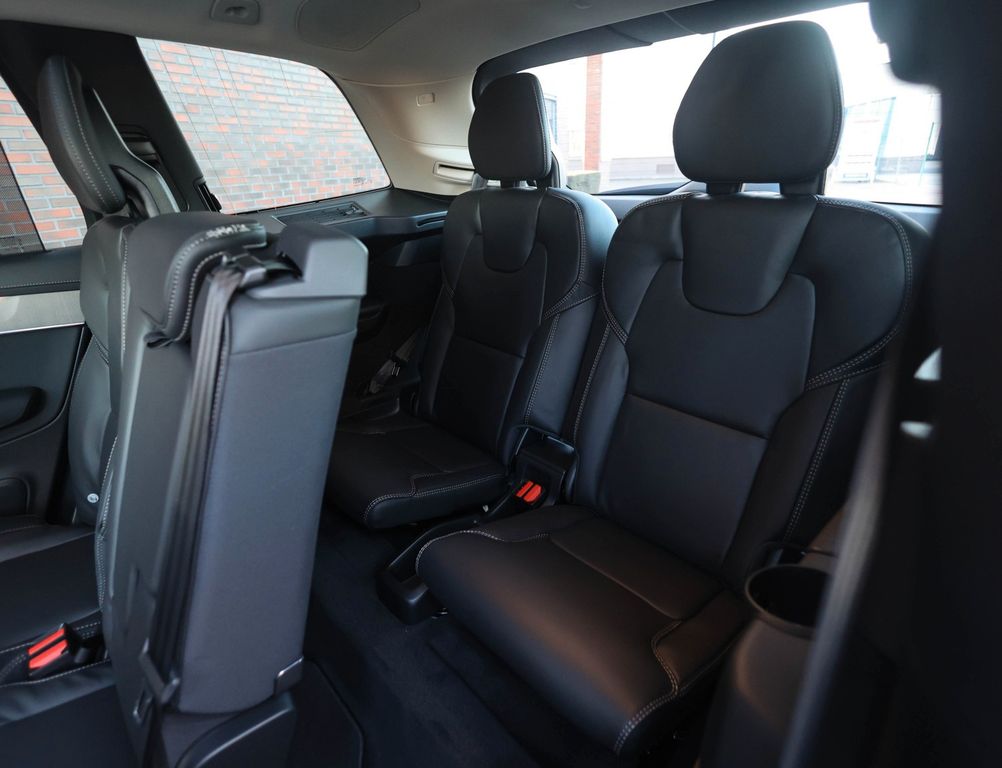 Volvo XC90 2025