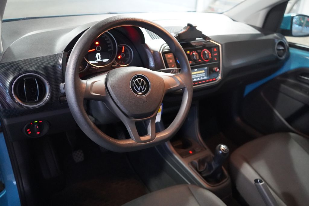 Volkswagen up! 2021