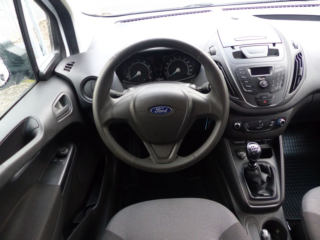 Ford Transit Courier 2019