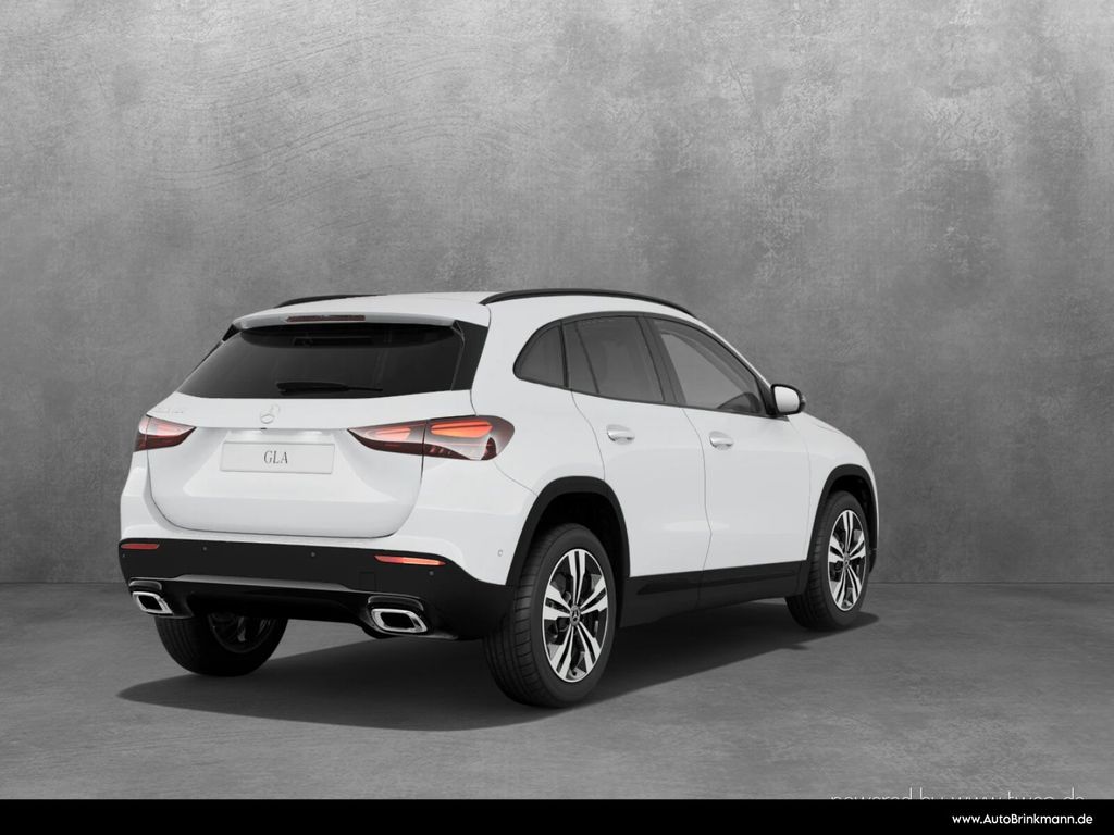 Mercedes-Benz GLA 180 2024