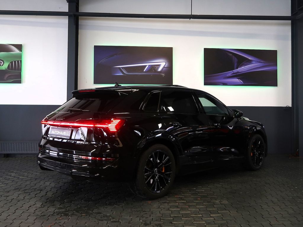 Audi e-tron 2022
