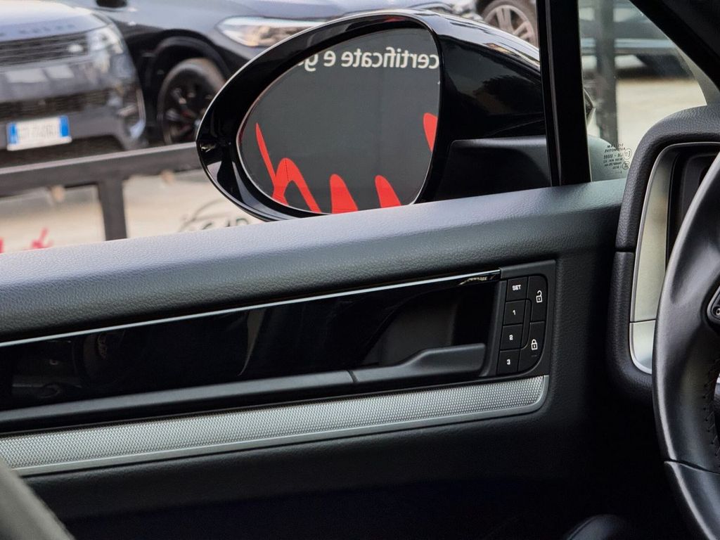 Porsche Cayenne 2023