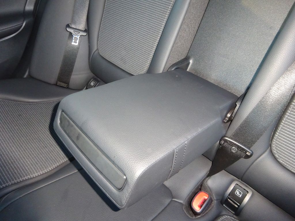 Mercedes-Benz C 220 2024