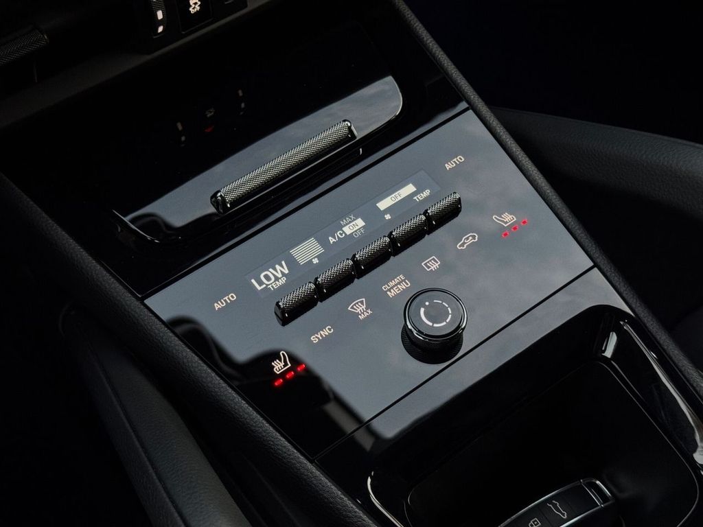 Porsche Cayenne 2023