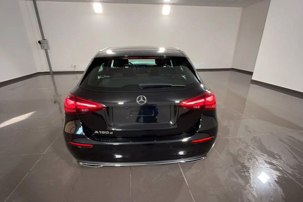 Mercedes-Benz A 180 2024