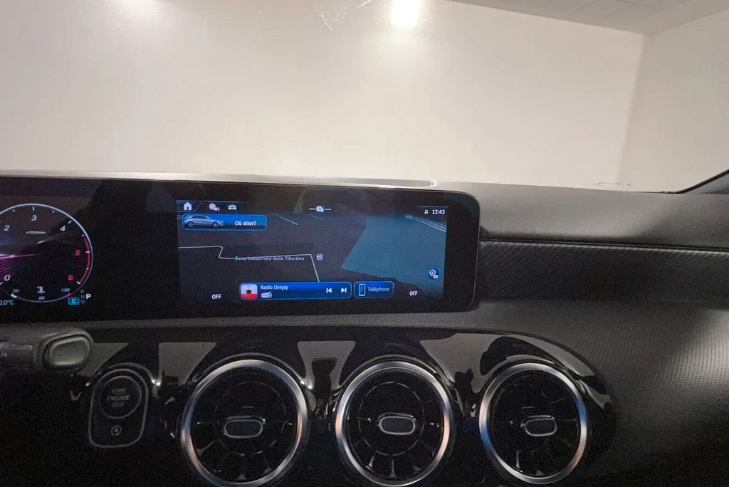 Mercedes-Benz A 180 2024