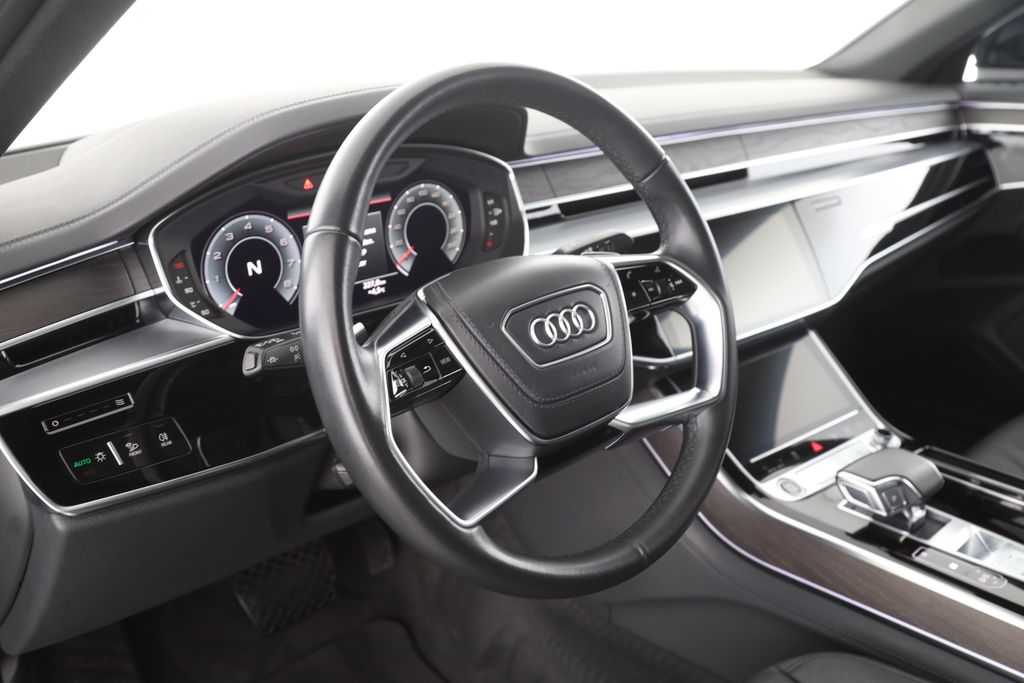 Audi A8 2022