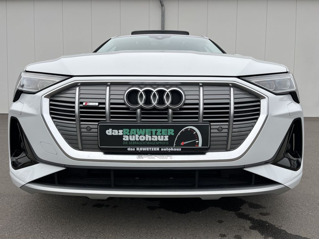Audi e-tron 2022