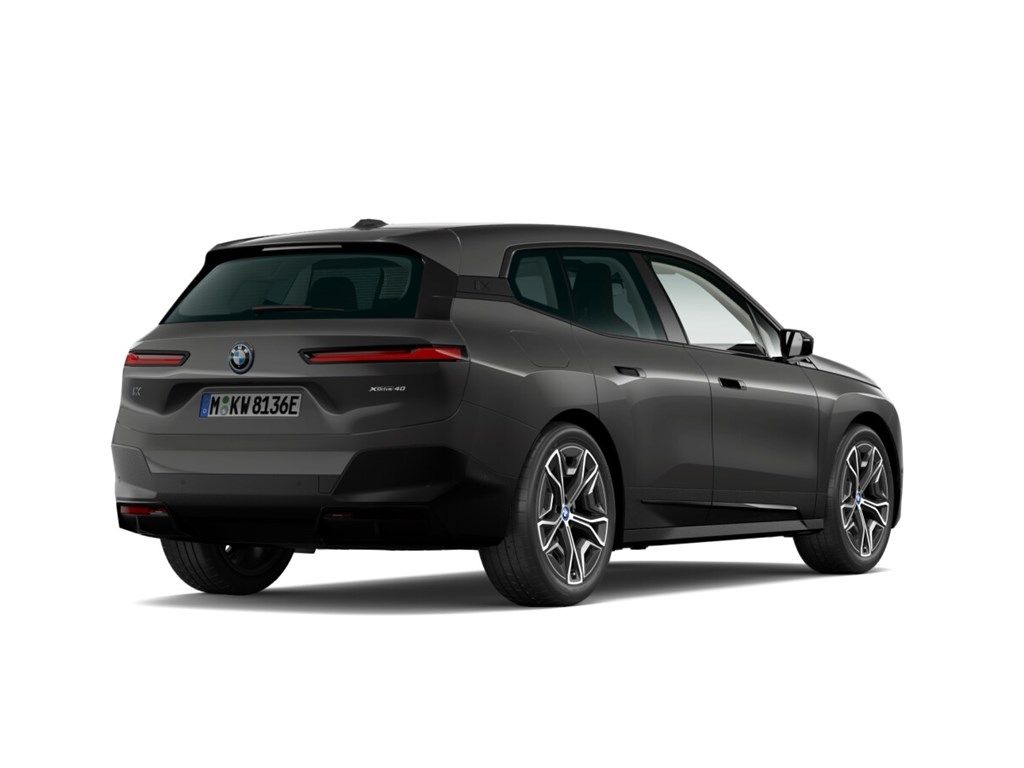 BMW iX 2023