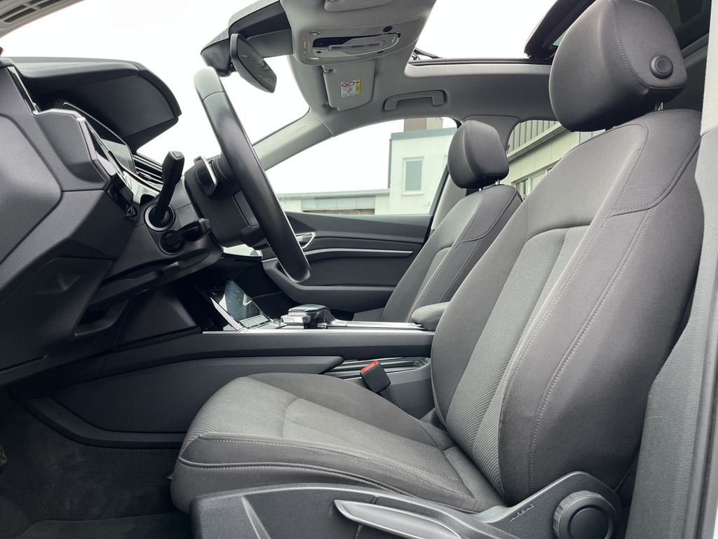 Audi e-tron 2022