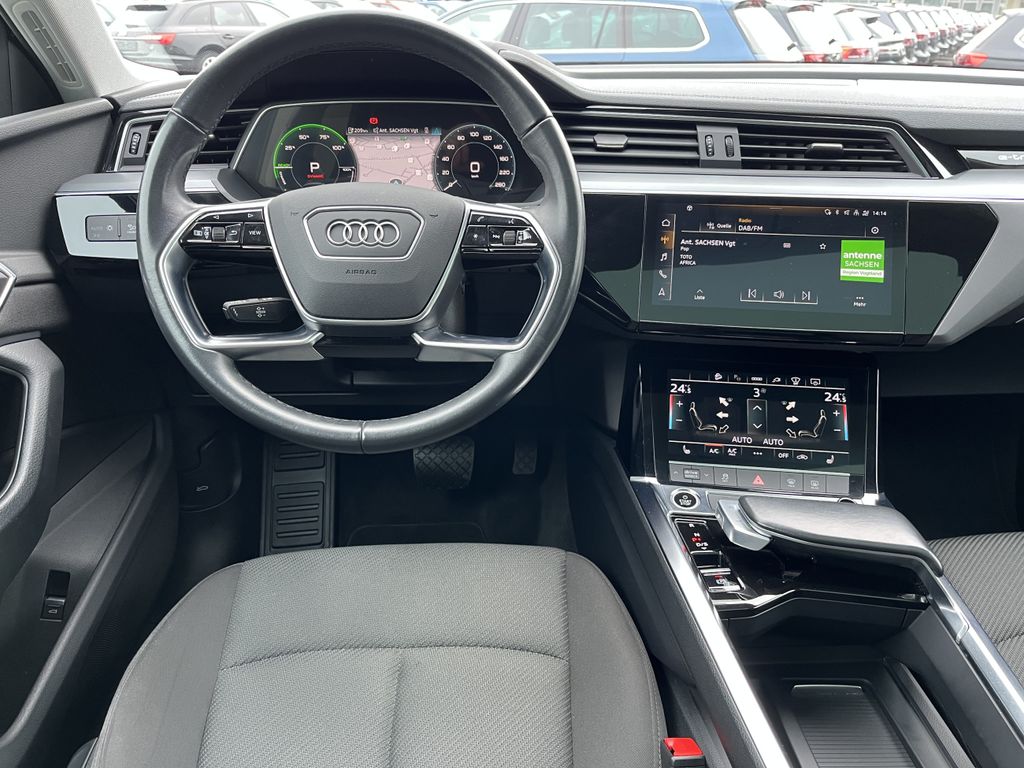 Audi e-tron 2022